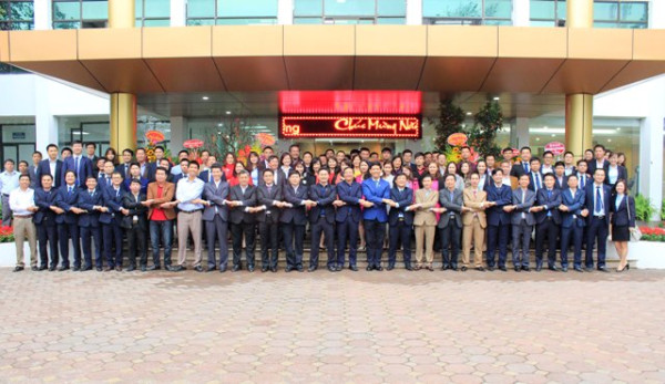 Khối Gạch ốp lát Viglacera tổ chức gặp mặt khách hàng và mở hàng đầu xuân Đinh Dậu 2017